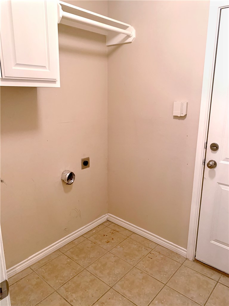 105 Karten Lane College Station, TX 77845 - Photo 17 of 26 a view of a small space