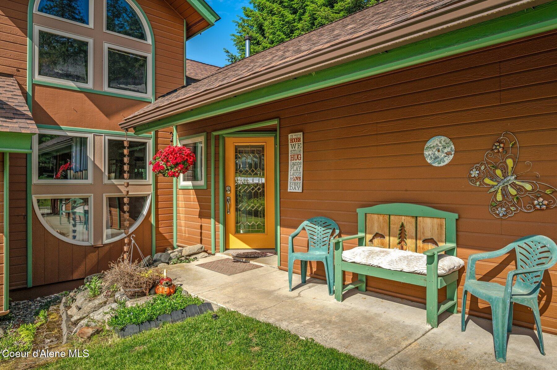 311 School Road Hope, ID 83836 - Photo 36 of 60 Come on In