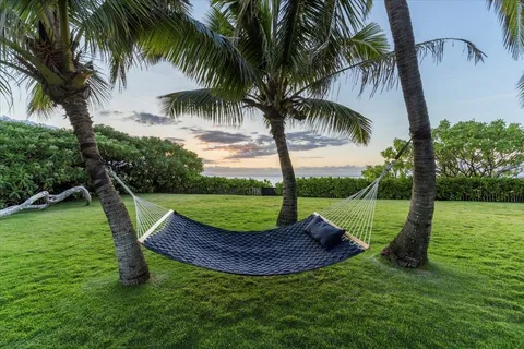 $7,800,000 | 33 Hana Highway, Paia, HI 96779