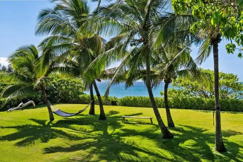 $8,800,000 | 33 Hana Highway, Paia, HI 96779