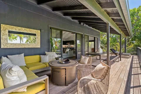$8,800,000 | 33 Hana Highway, Paia, HI 96779