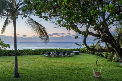 $8,800,000 | 33 Hana Highway, Paia, HI 96779