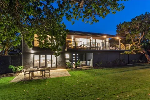 $8,800,000 | 33 Hana Highway, Paia, HI 96779