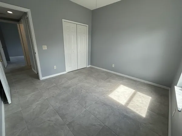 $2,500 | 974 Southeast Albatross Avenue, Port St. Lucie, FL 34983