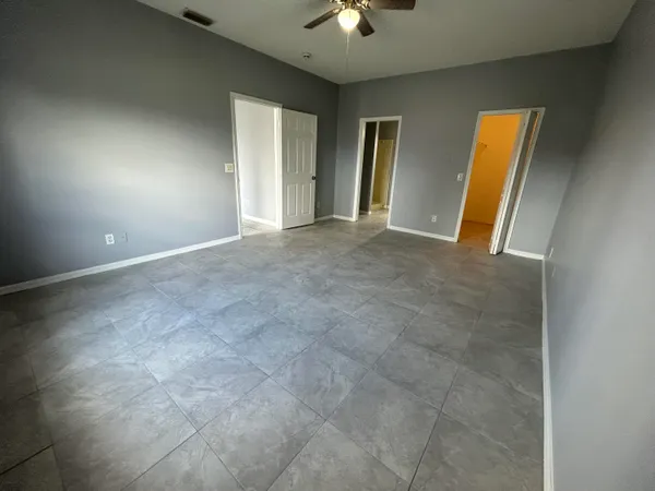 $2,500 | 974 Southeast Albatross Avenue, Port St. Lucie, FL 34983