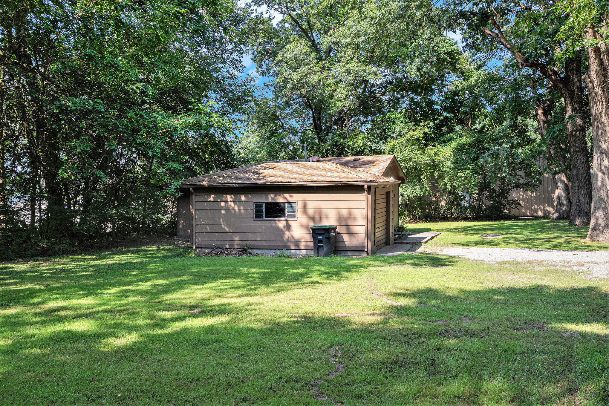 2591 Hamstrom Road Portage, IN 46368 - Photo 15 of 17 2038x1359