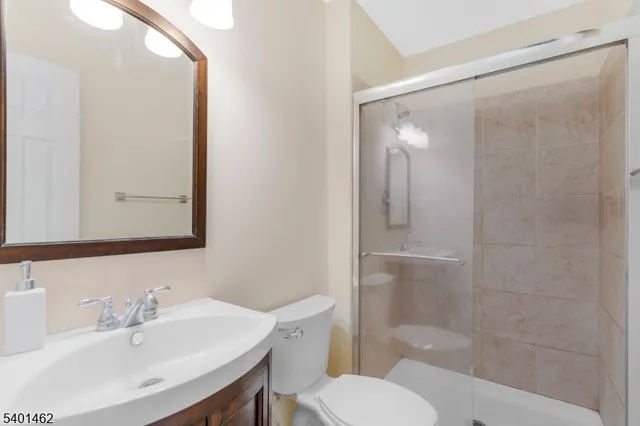 $2,800 | 117 Bluebird Drive, Unit 3D, Hillsborough, NJ 08844