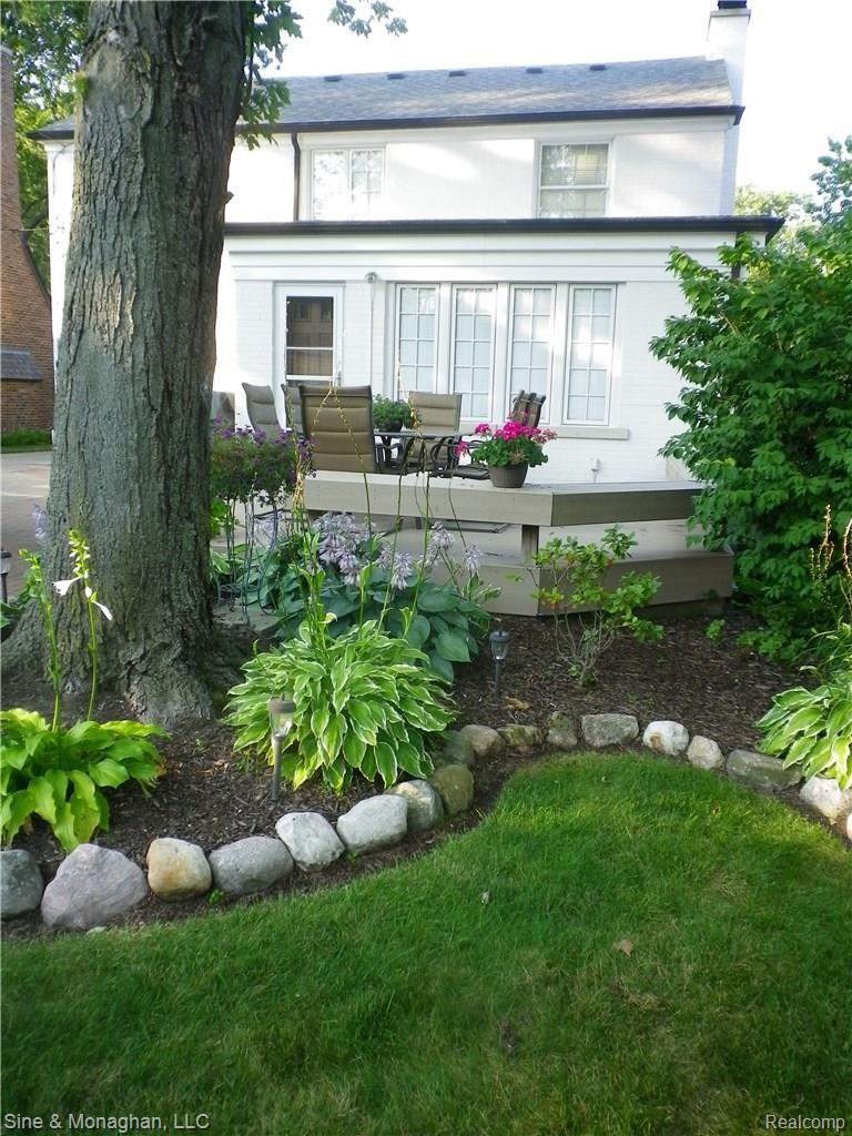 1571 Oxford Road Grosse Pointe, MI 48236 - Photo 23 of 29 IMGP0065.JPG