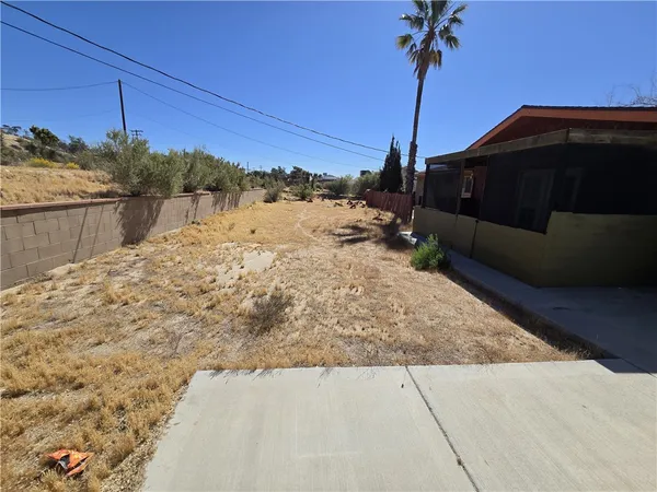 $315,000 | 57468 Sierra Way, Yucca Valley, CA 92284