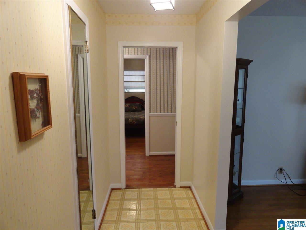 1017 Treehaven Drive Adamsville, AL 35005 - Photo 4 of 38