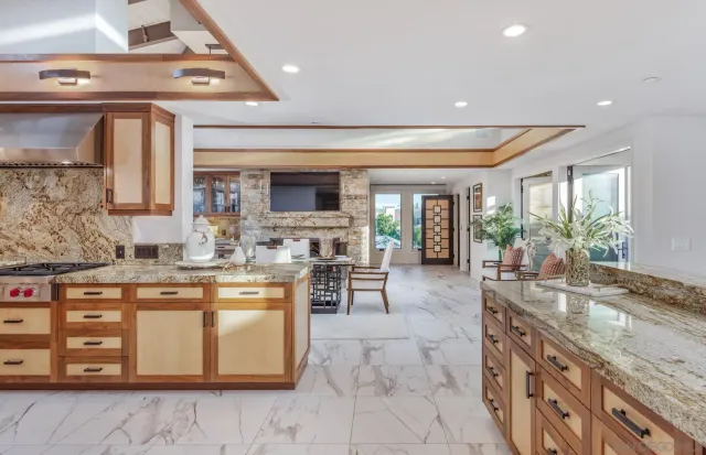 $7,988,800 | 187 Cherry Avenue, Carlsbad, CA 92008