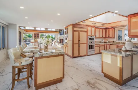 $7,988,800 | 187 Cherry Avenue, Carlsbad, CA 92008