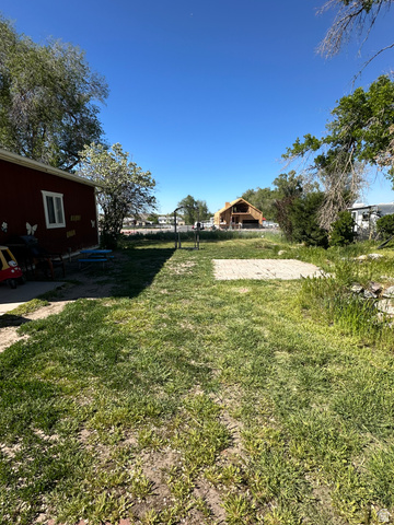 8320 West 3100th Street South Magna, UT 84044 - Photo 35 of 41 View of yard