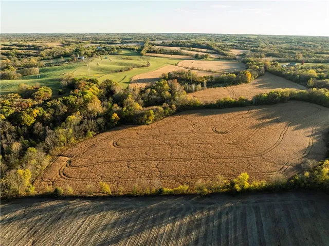 $679,500 | 0 92nd Highway, McLouth, KS 66054