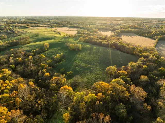 $679,500 | 0 92nd Highway, McLouth, KS 66054