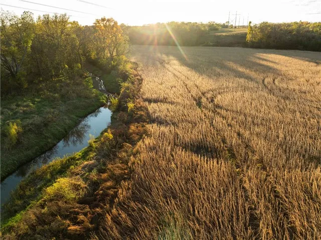 $679,500 | 0 92nd Highway, McLouth, KS 66054