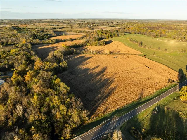 $679,500 | 0 92nd Highway, McLouth, KS 66054