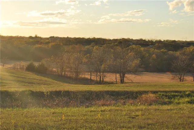 $679,500 | 0 92nd Highway, McLouth, KS 66054