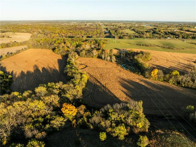 $679,500 | 0 92nd Highway, McLouth, KS 66054