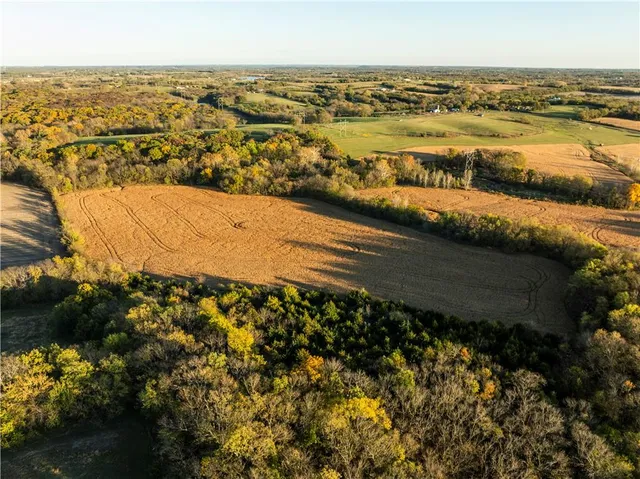 $679,500 | 0 92nd Highway, McLouth, KS 66054