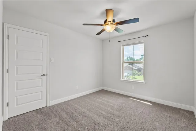 $2,500 | 4207 West Bayou Maison Circle, Dickinson, TX 77539