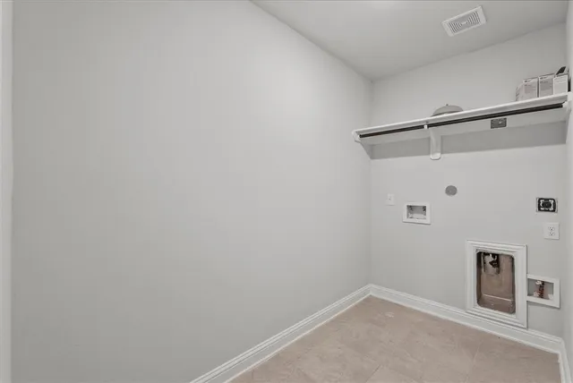 $2,500 | 4207 West Bayou Maison Circle, Dickinson, TX 77539