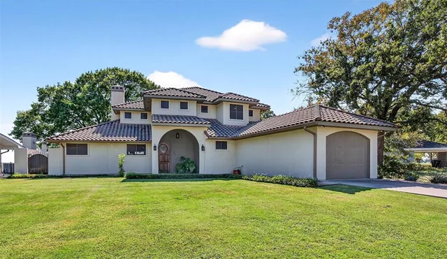 $1,225,000 | 98 Park Lane, Pottsboro, TX 75076