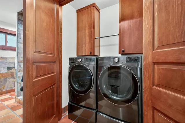 $1,225,000 | 98 Park Lane, Pottsboro, TX 75076