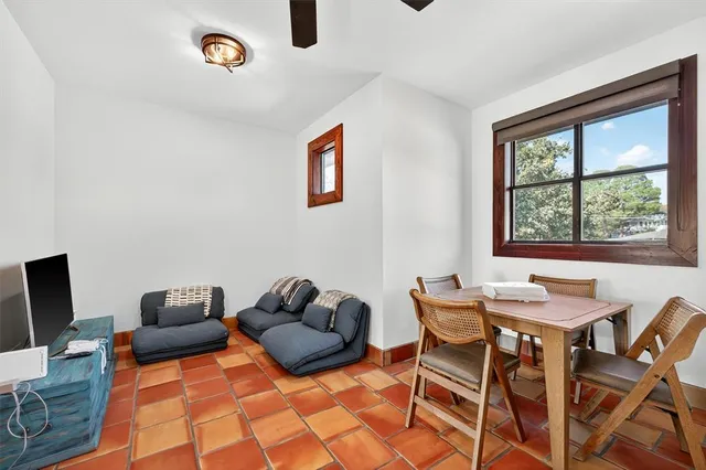 $1,225,000 | 98 Park Lane, Pottsboro, TX 75076