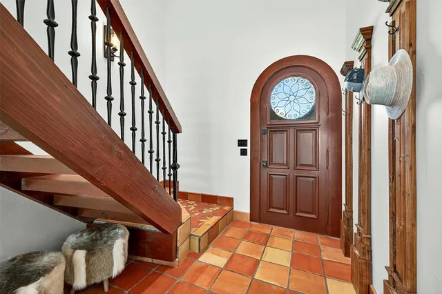 $1,225,000 | 98 Park Lane, Pottsboro, TX 75076