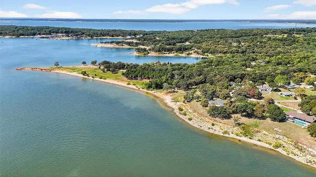 $1,225,000 | 98 Park Lane, Pottsboro, TX 75076