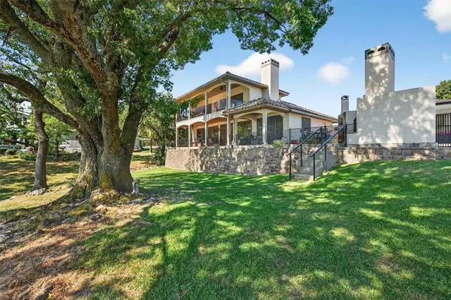 $1,225,000 | 98 Park Lane, Pottsboro, TX 75076