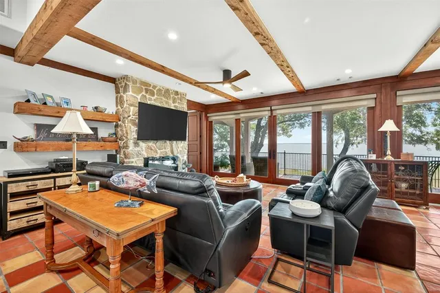 $1,225,000 | 98 Park Lane, Pottsboro, TX 75076