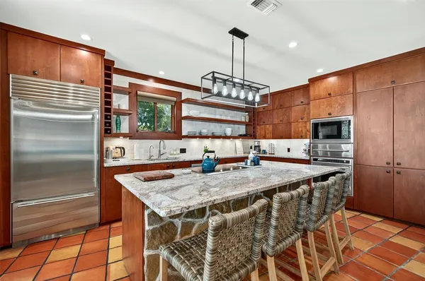 $1,225,000 | 98 Park Lane, Pottsboro, TX 75076