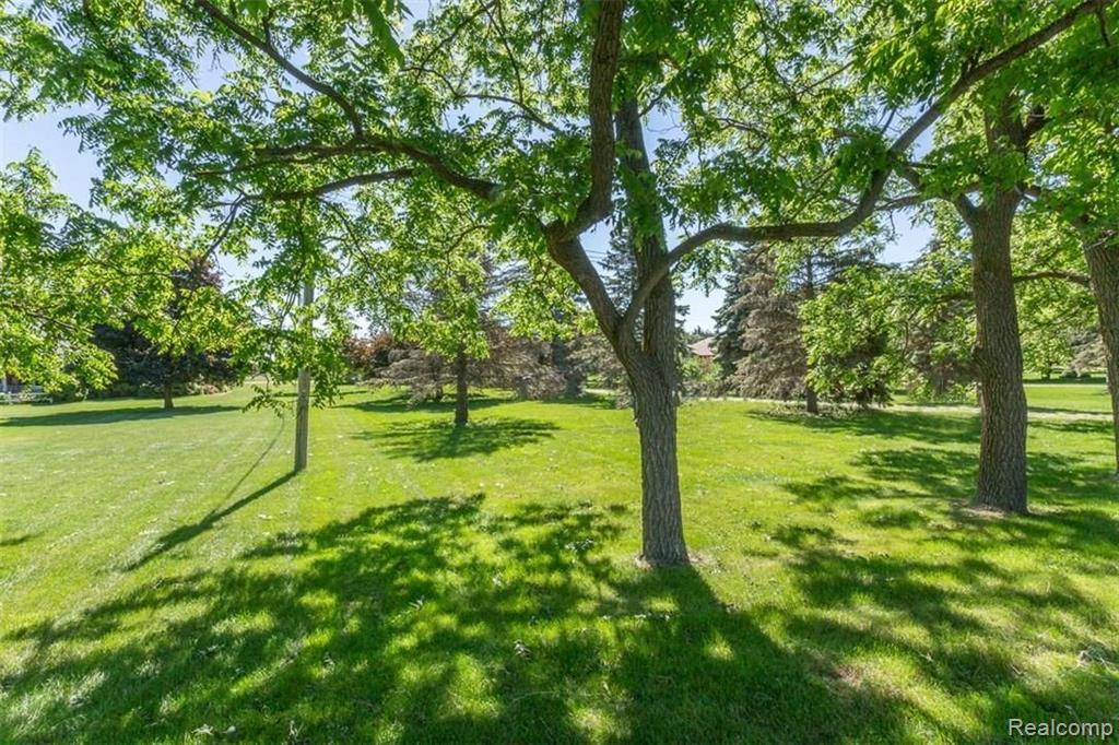 3440 North Hickory Ridge Road Highland, MI 48357 - Photo 43 of 43