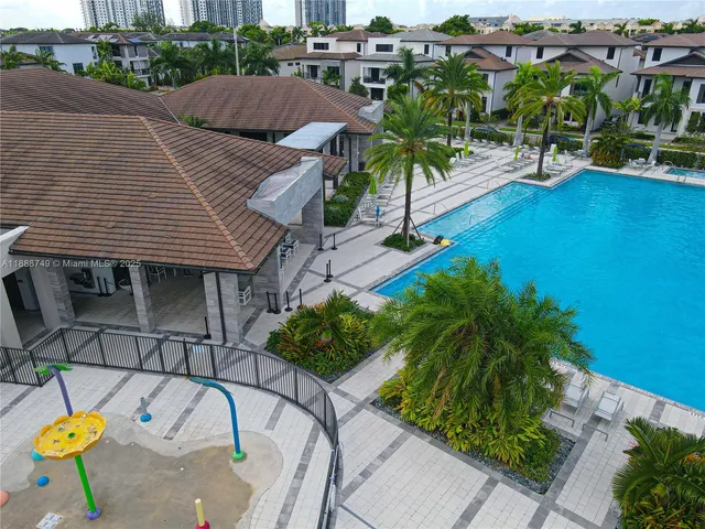 $998,000 | 4260 Northwest 82nd Avenue, Doral, FL 33166