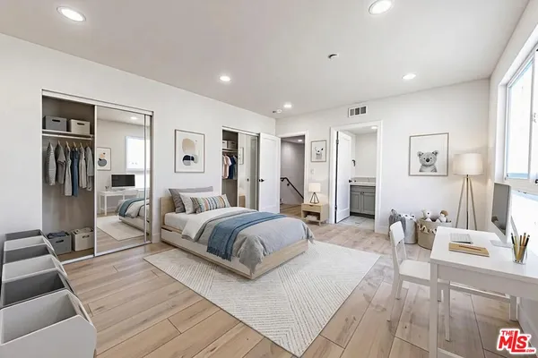 $5,245 | 5434 1/2 Romaine Street, Los Angeles, CA 90038