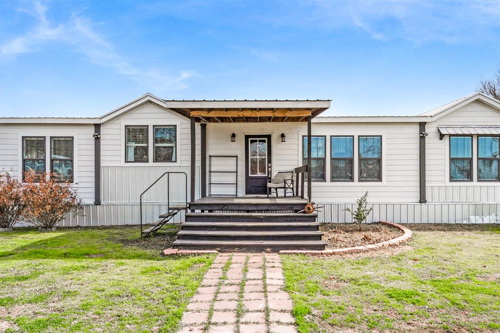 6946 East Interstate 30 Campbell, TX 75422 - Photo 2 of 32 Welcome home!