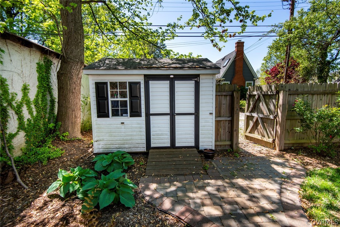3908 Brook Road Richmond, VA 23227 - Photo 43 of 46 10x8 Vinyl Shed