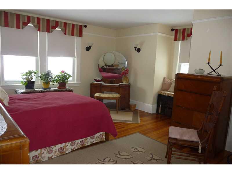 1400 State Road Eliot, ME 03903 - Photo 18 of 31 Bedroom. Guest bedroom has 2...