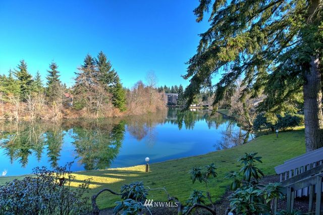 $216,000 | 6674 138th Avenue Northeast, Unit 614, Redmond, WA 98052