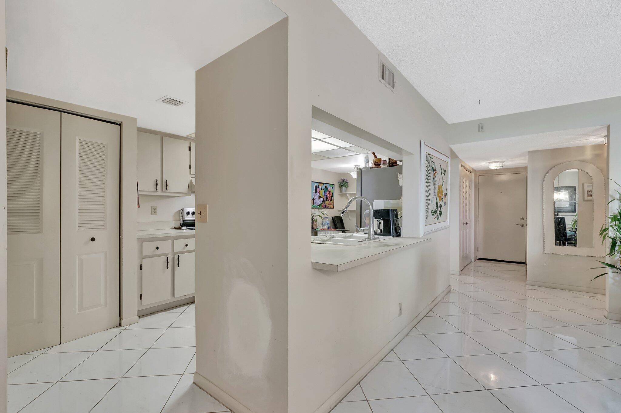 950 Egret Circle, Unit 5409 Delray Beach, FL 33444 - Photo 13 of 52 12-web-or-mls-DSC_7321