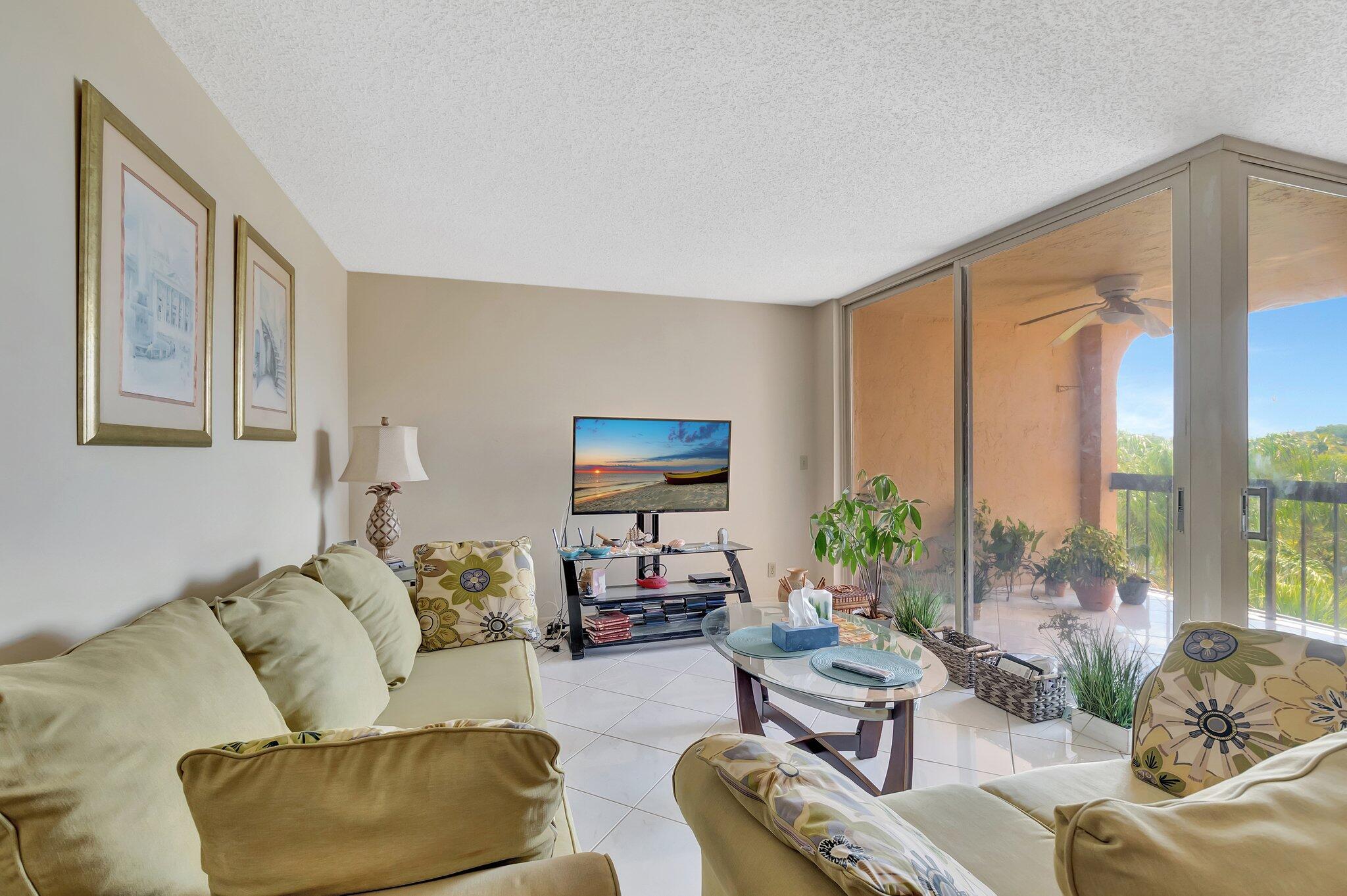 950 Egret Circle, Unit 5409 Delray Beach, FL 33444 - Photo 9 of 52 8-web-or-mls-DSC_7301