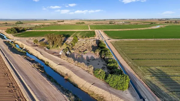 $250,000 | 2465 Meloland Road, Unit 1, El Centro, CA 92243