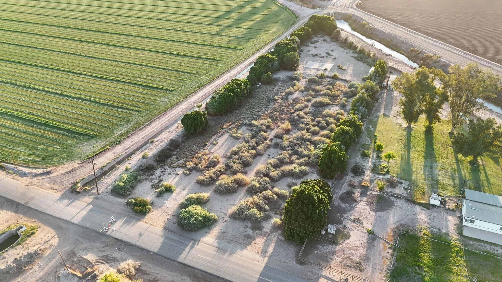 2465 Meloland Road, Unit 1 El Centro, CA 92243 - Photo 24 of 26