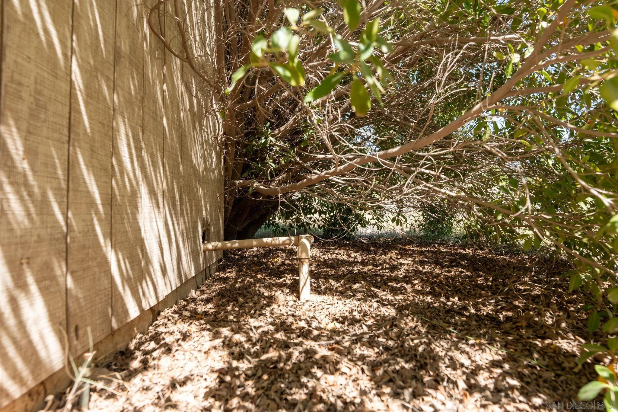 2465 Meloland Road, Unit 1 El Centro, CA 92243 - Photo 9 of 26