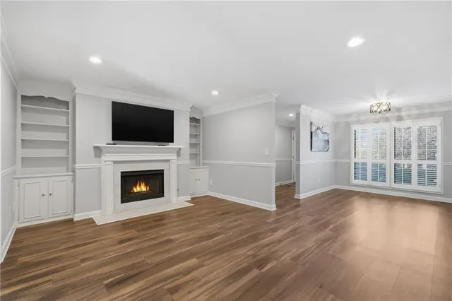 $299,900 | 101 Woodcliff Drive, Unit 101, Sandy Springs, GA 30350