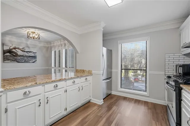 $299,900 | 101 Woodcliff Drive, Unit 101, Sandy Springs, GA 30350