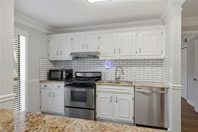 $299,900 | 101 Woodcliff Drive, Unit 101, Sandy Springs, GA 30350