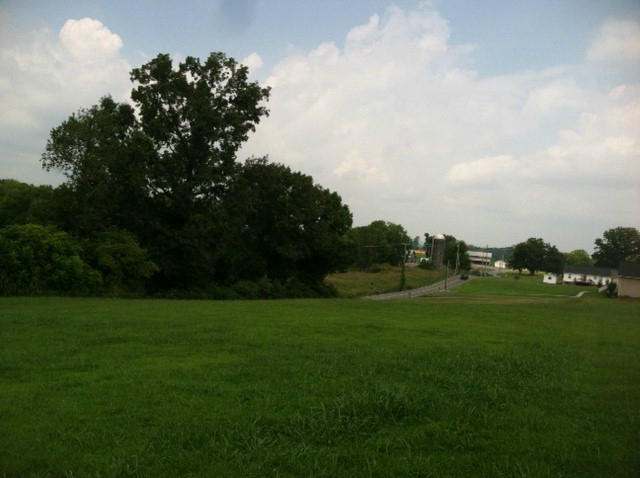 1949 McCleary Road Sevierville, TN 37876 - Photo 2 of 36 h